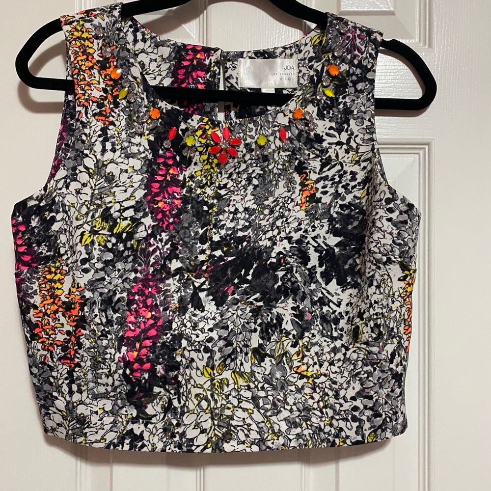 J.O.A. Crop Top